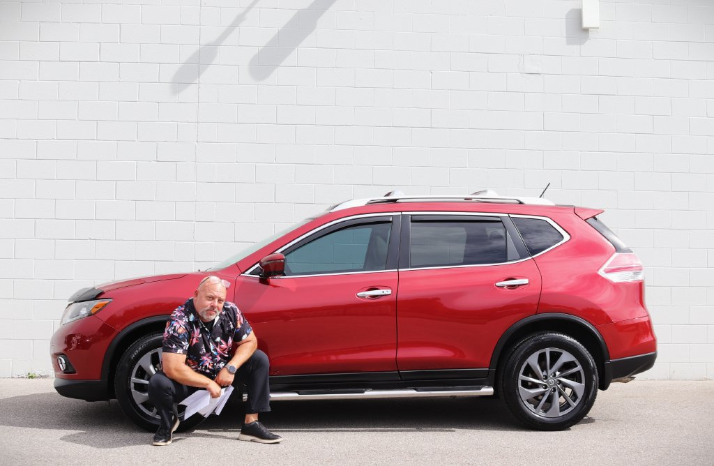 Used 2016 Nissan Rogue SL AWD/4WD image 2