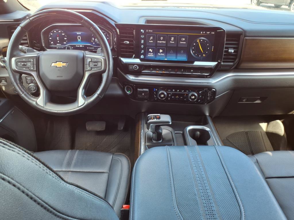 Certified 2024 Chevrolet Silverado 1500 High Country w/ Technology Package AWD/4WD image 9