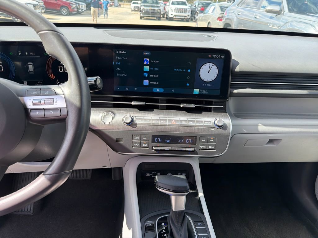 Used 2025 Hyundai Kona SEL image 20