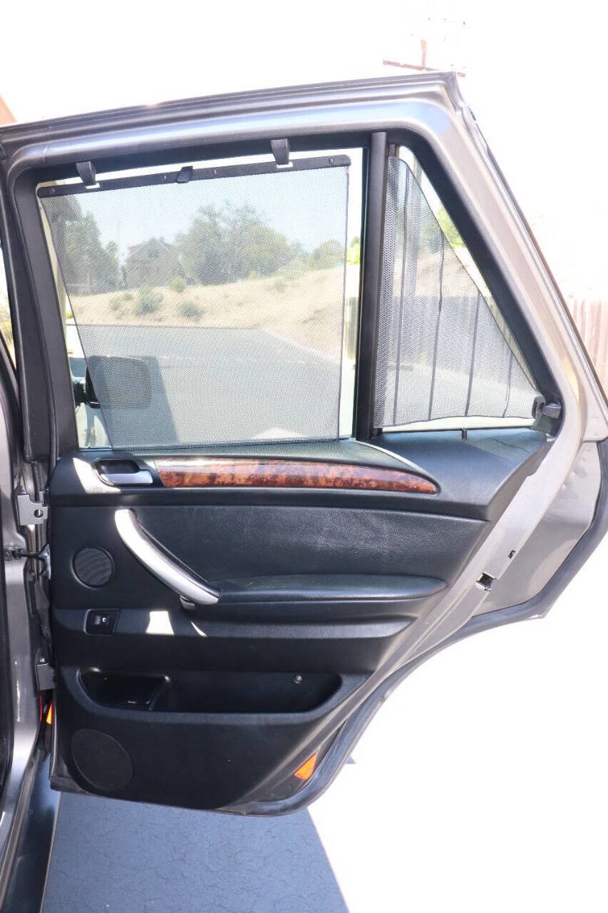 Used 2005 BMW X5 3.0i image 38