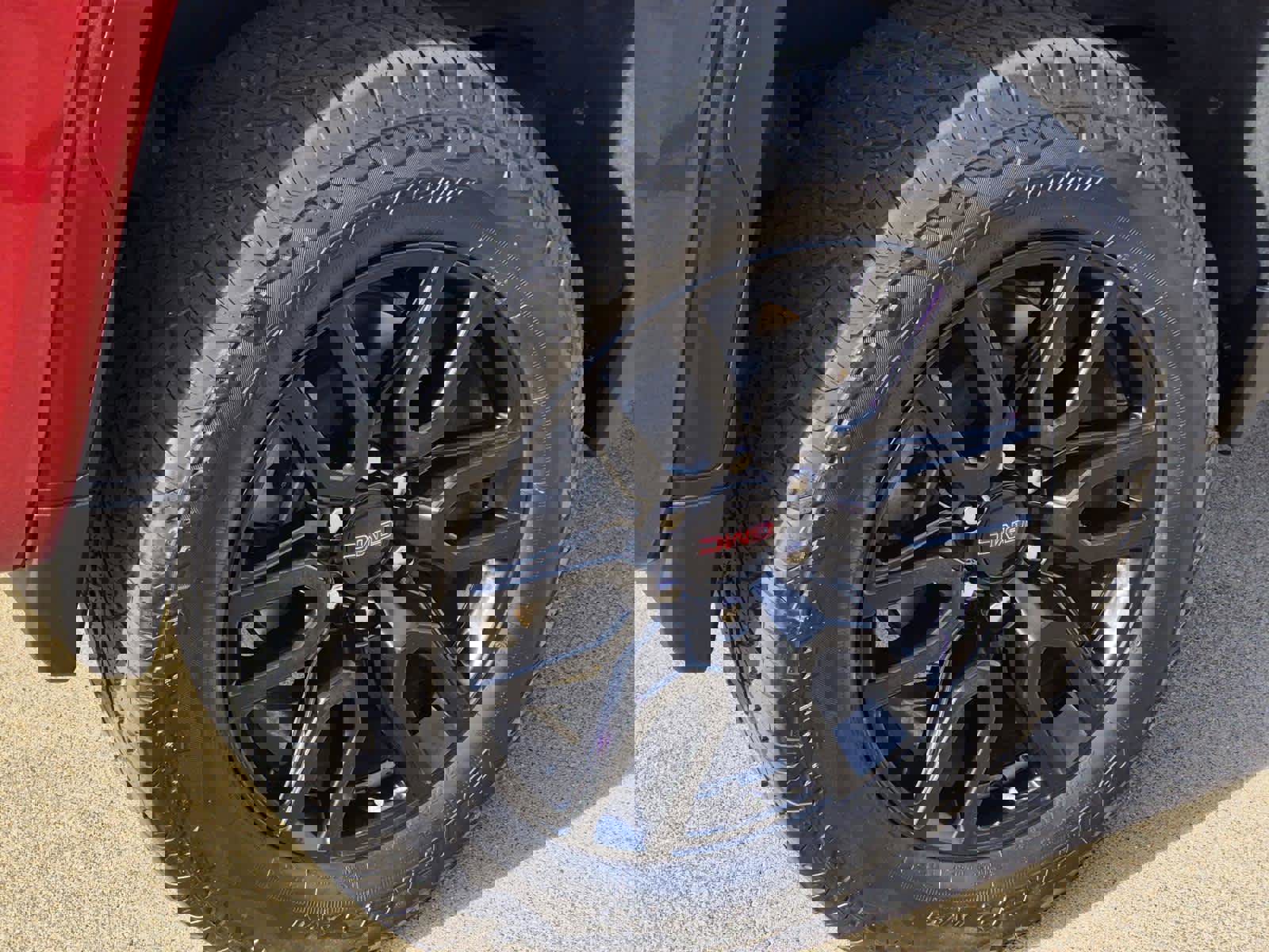 Certified 2024 GMC Sierra 1500 AT4 w/ Technology Package image 7