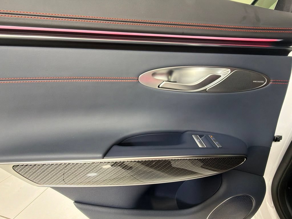 New 2027 Genesis GV70 3.5T Prestige AWD/4WD image 27