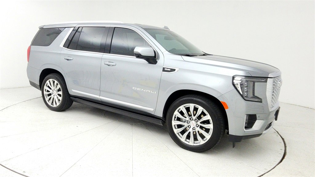 Used 2024 GMC Yukon Denali w/ Max Trailering Package image 8