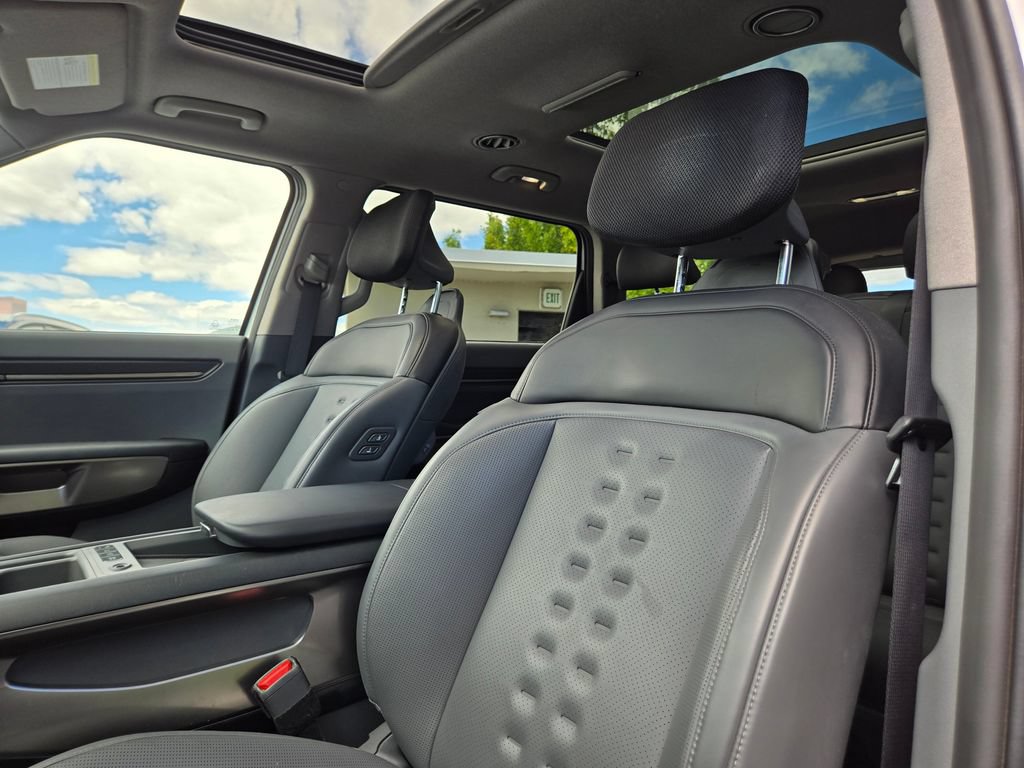 Certified 2024 Kia EV9 Wind AWD/4WD image 23