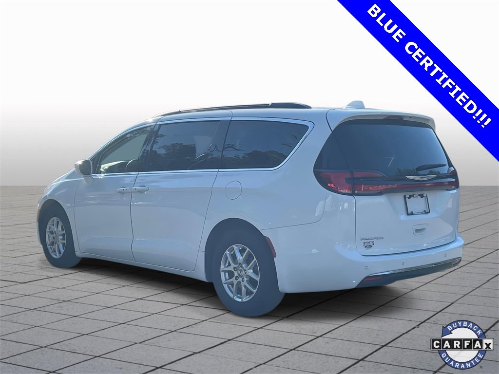 Used 2022 Chrysler Pacifica Touring-L image 5