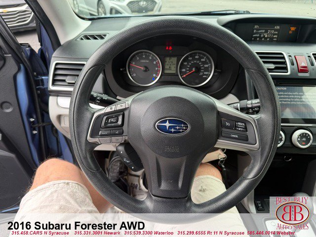 Used 2016 Subaru Forester 2.5i Premium w/ All-Weather Package AWD/4WD image 16