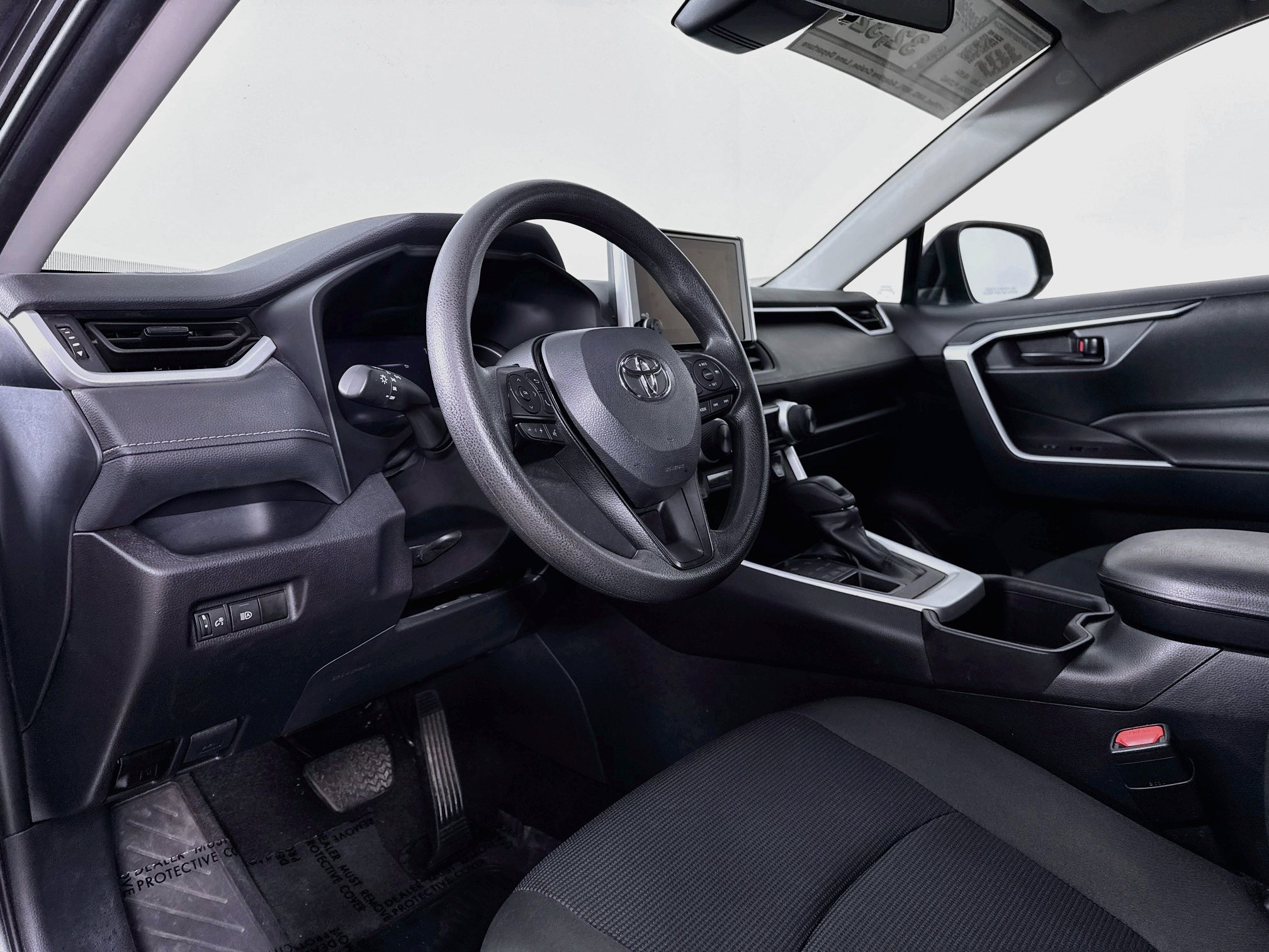 Certified 2025 Toyota RAV4 LE AWD/4WD image 9