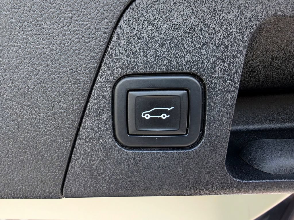 Used 2020 Buick Envision Premium AWD/4WD image 10