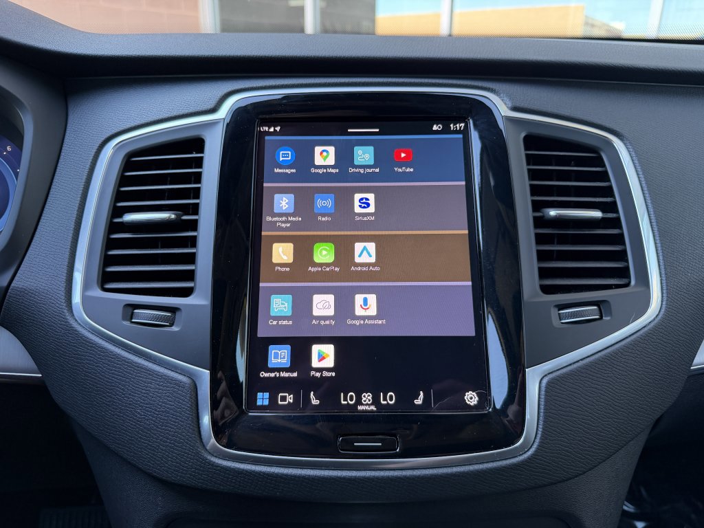 Used 2023 Volvo XC90 B5 Core w/ Protection Package image 22