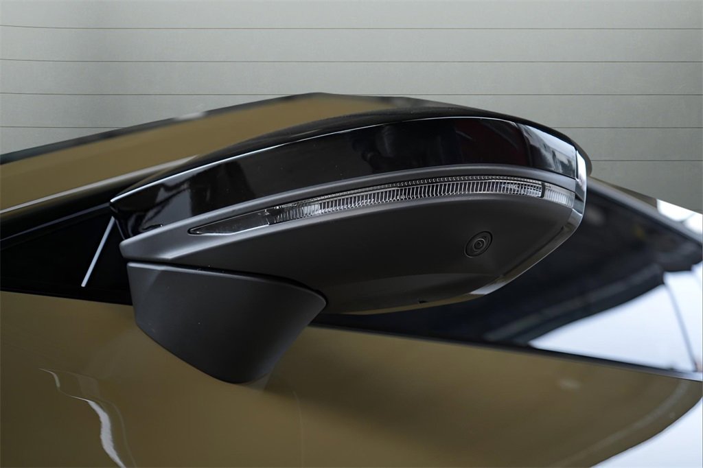 Used 2024 Audi RS e-tron GT image 12