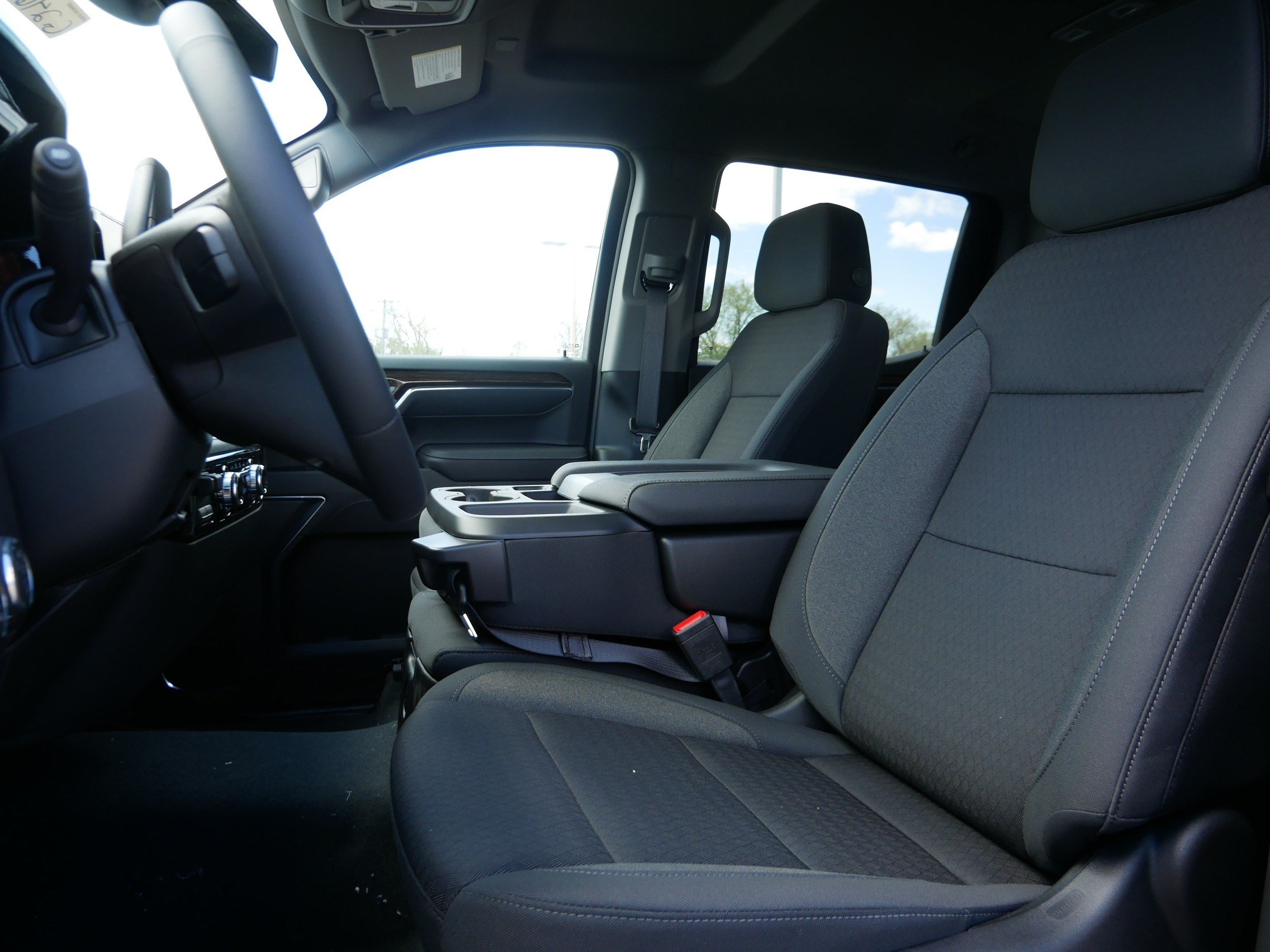 New 2026 GMC Sierra 1500 Elevation AWD/4WD image 4
