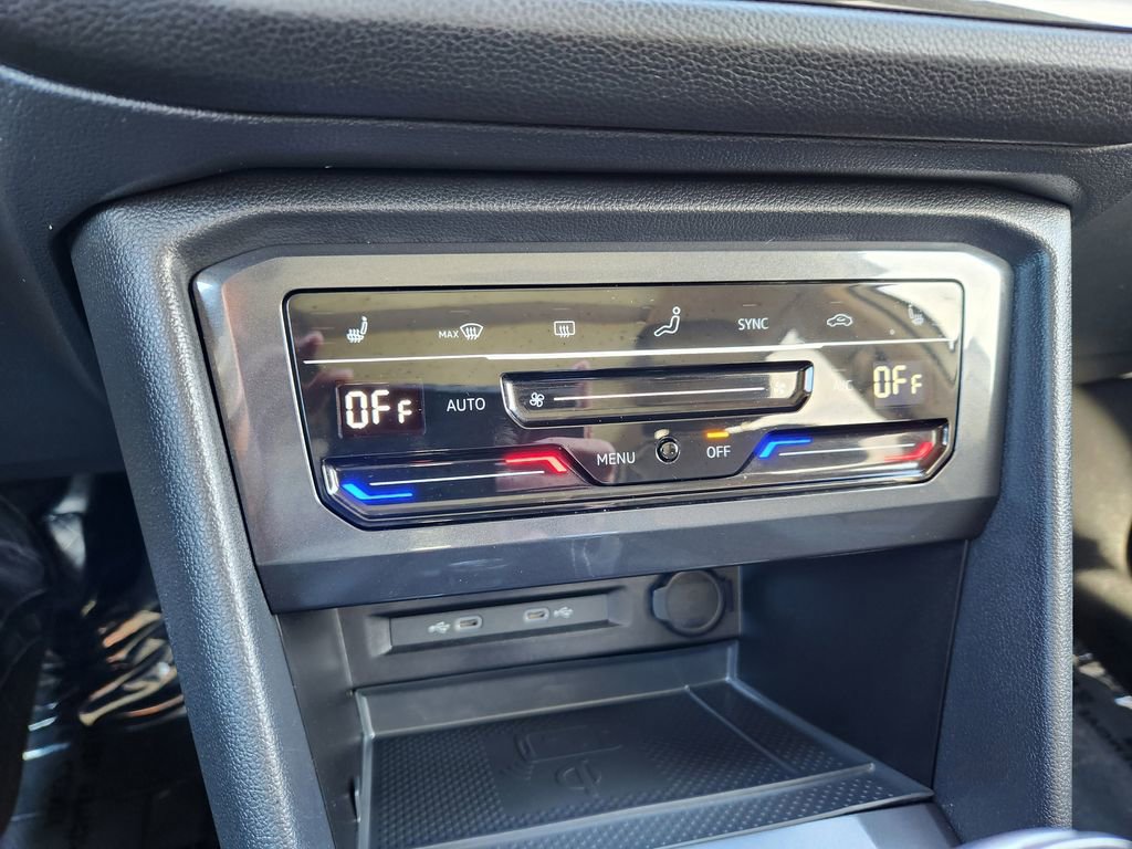 Certified 2024 Volkswagen Tiguan SE image 24