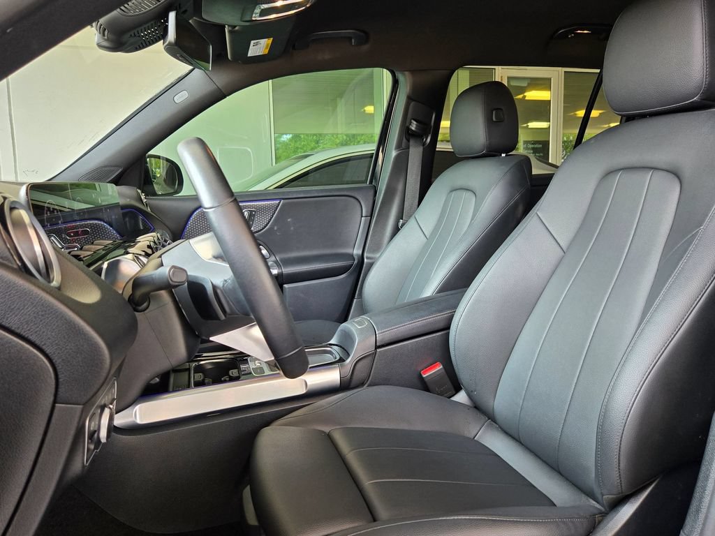 Used 2024 Mercedes-Benz GLB 250 image 21