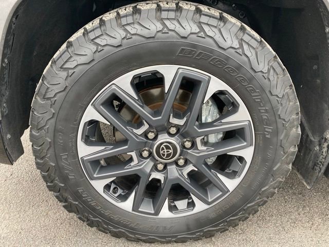 Used 2024 Toyota Sequoia Limited image 16