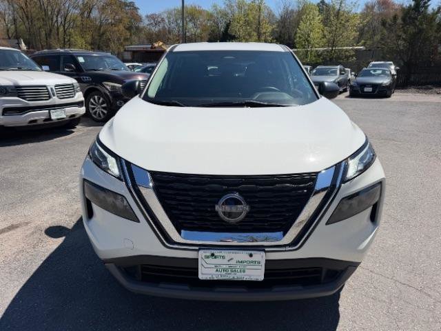 Used 2023 Nissan Rogue S image 9