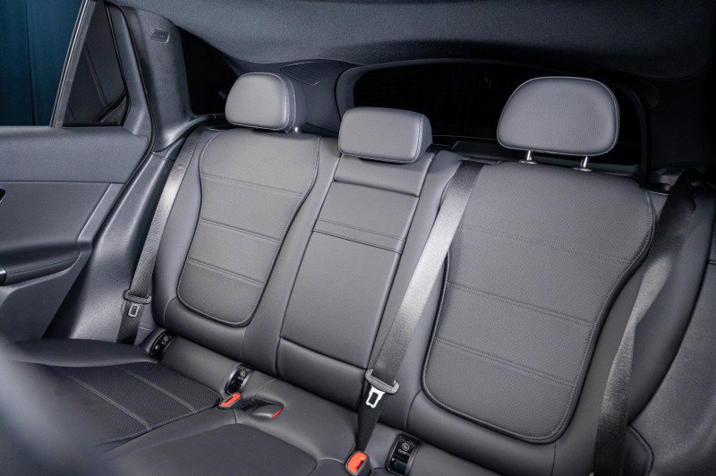 Certified 2026 Mercedes-Benz GLC 300 image 25