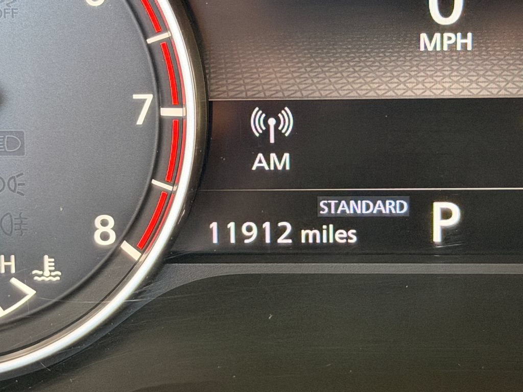 Used 2023 Nissan Rogue SV FWD image 23
