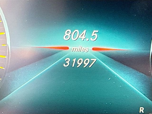 Used 2021 Mercedes-Benz GLC 300 4MATIC image 13