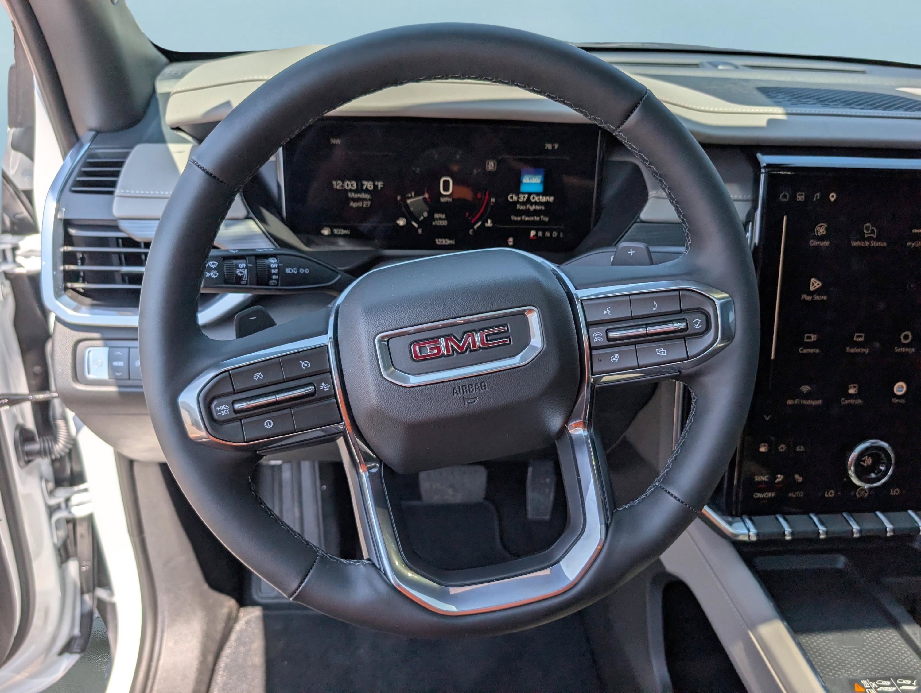 Used 2026 GMC Acadia Elevation w/ Elevation Premium Package FWD image 22