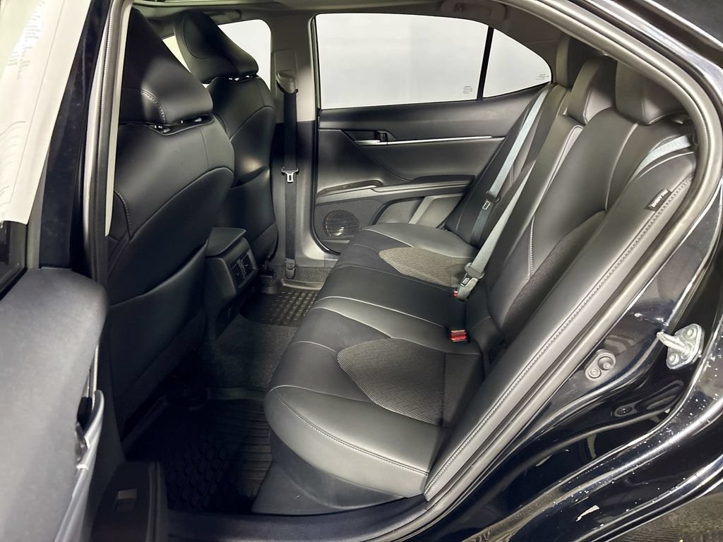 Used 2024 Toyota Camry XLE w/ Navigation Package FWD image 21