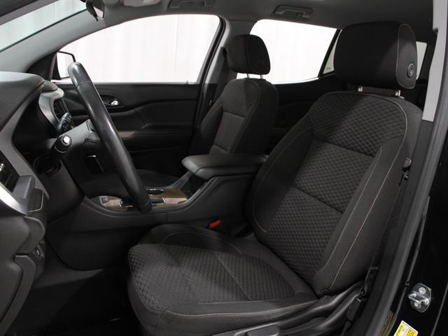 Used 2017 GMC Acadia SLE image 5