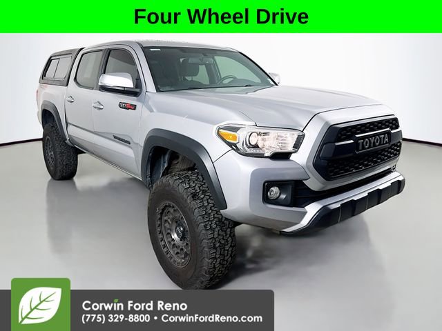 Used 2017 Toyota Tacoma TRD Off-Road image 1