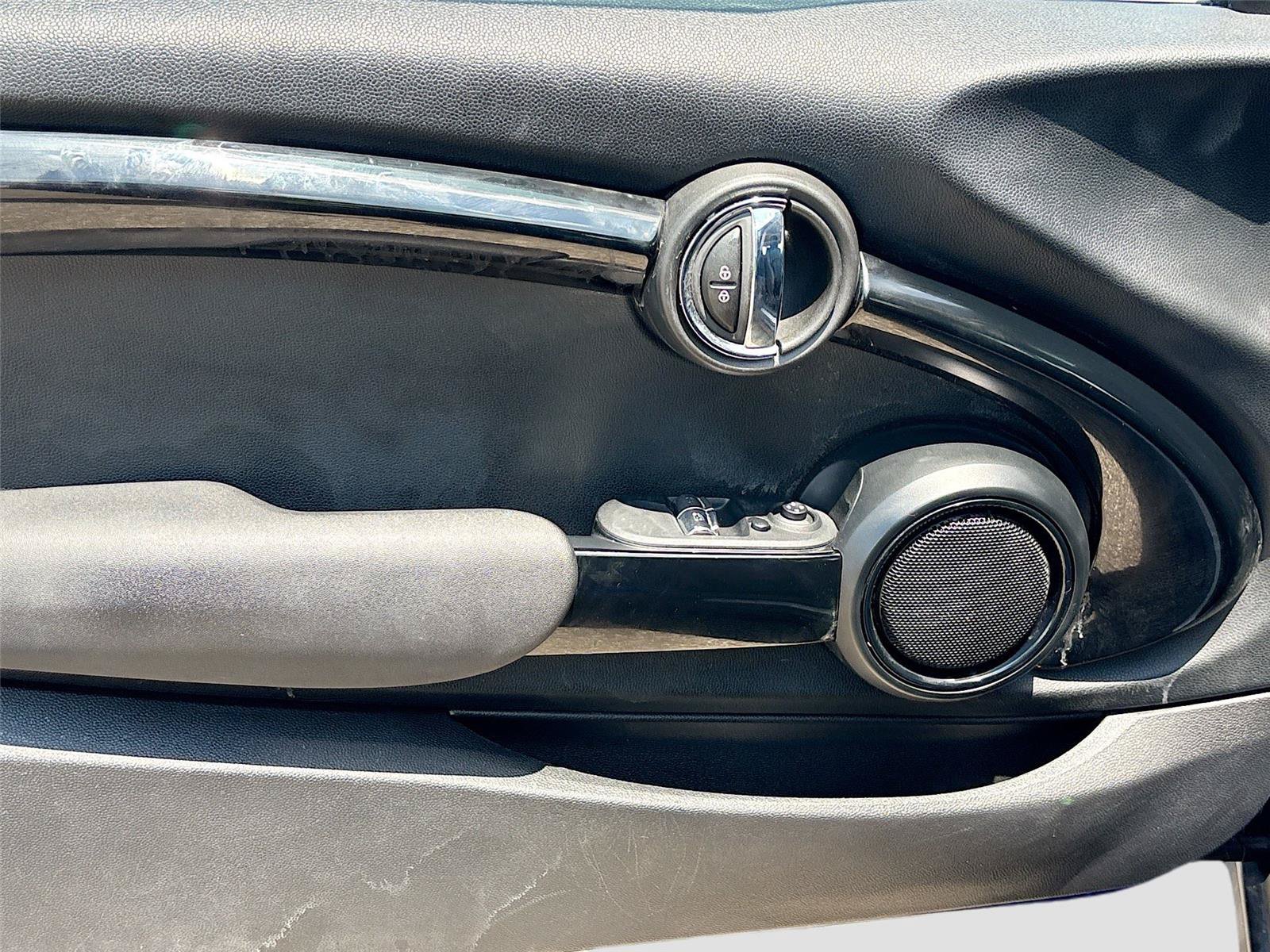 Used 2019 MINI Cooper S FWD image 17