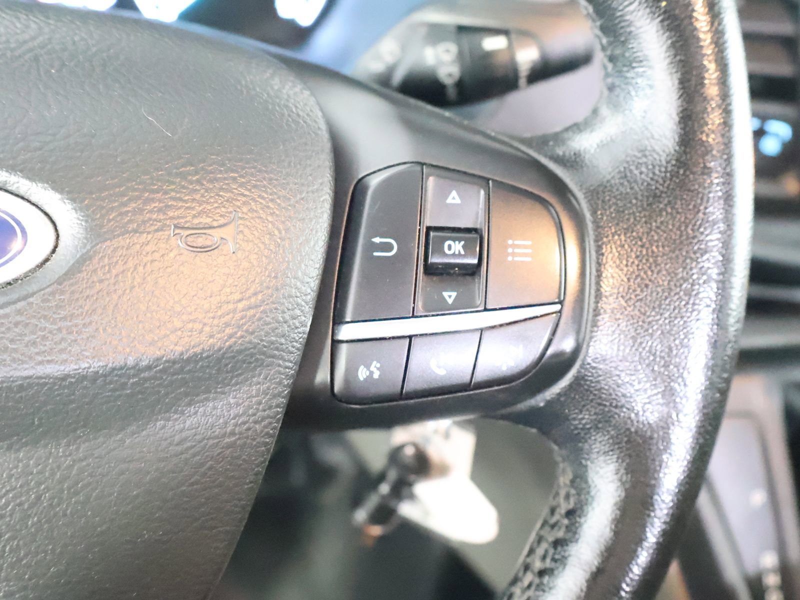 Used 2020 Ford Transit 250 Low Roof RWD image 33