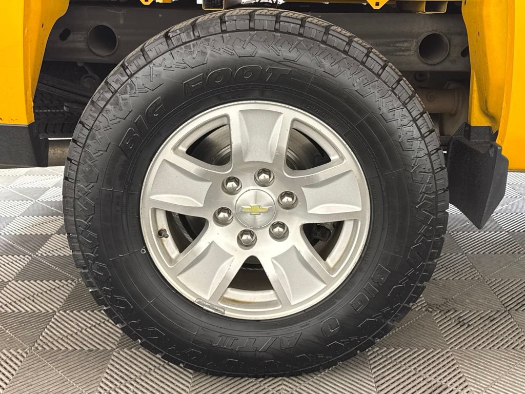 Used 2015 Chevrolet Silverado 1500 LT w/ Trailering Package RWD image 15