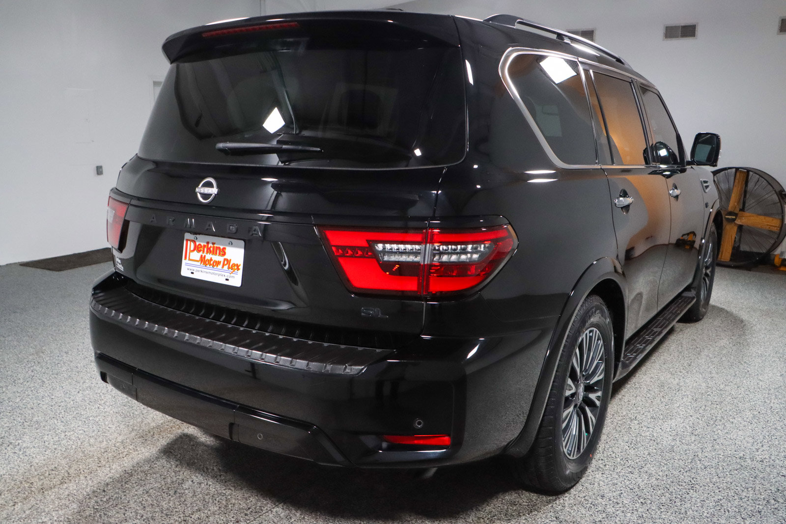 Used 2022 Nissan Armada SL w/ Midnight Edition Package image 7