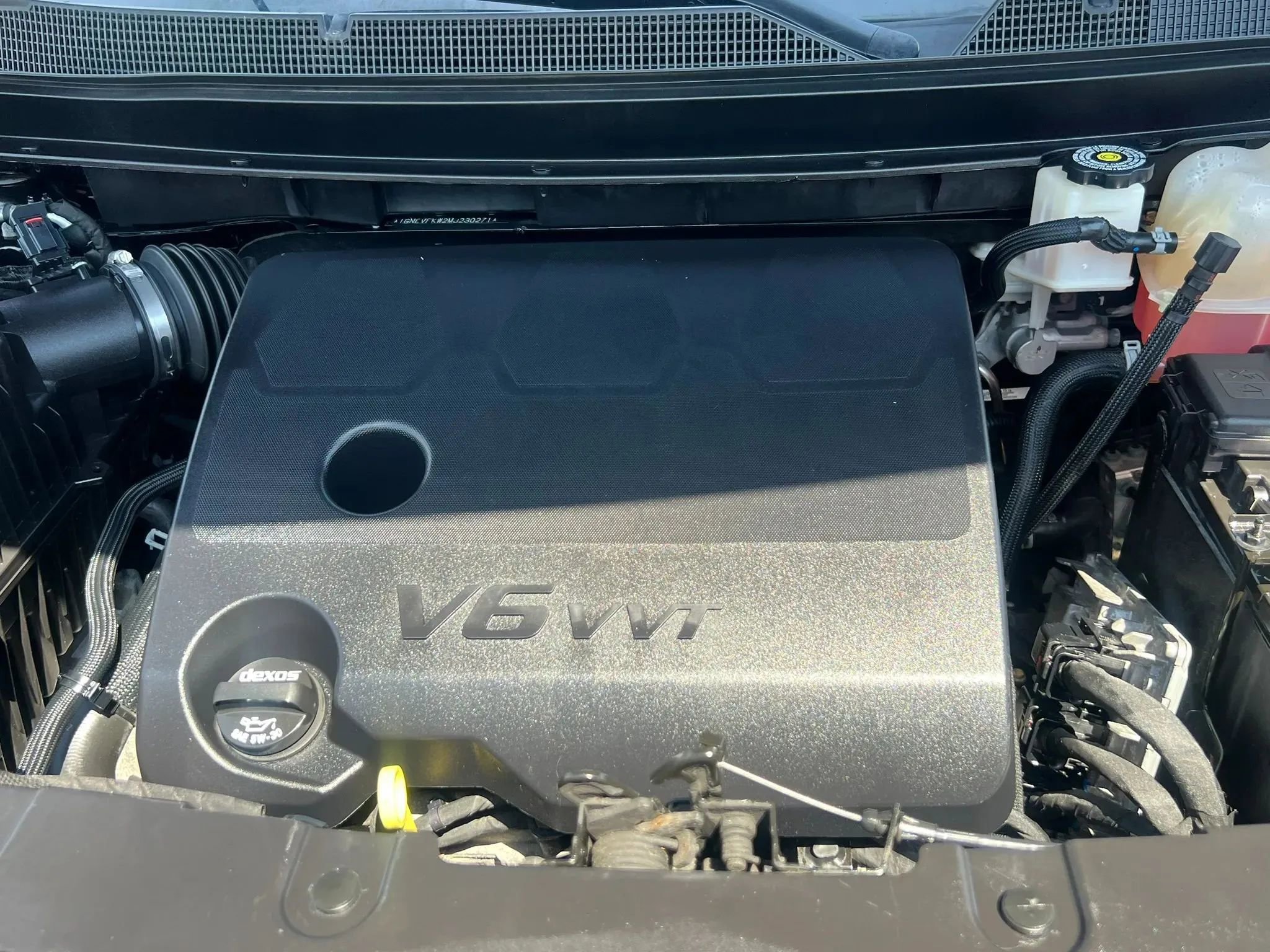 Used 2021 Chevrolet Traverse LS AWD/4WD image 35