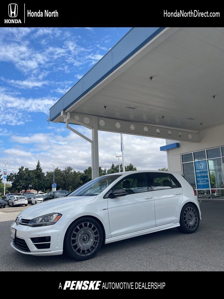 Used 2017 Volkswagen Golf R 4-Door AWD/4WD image 1