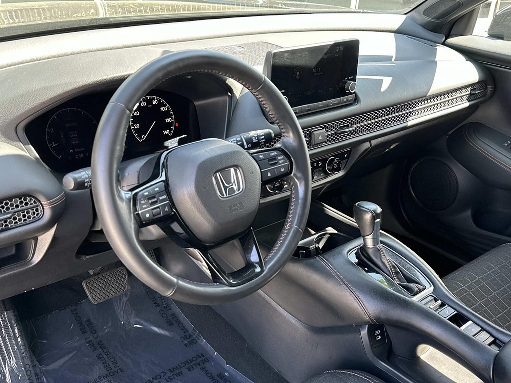 Certified 2024 Honda HR-V Sport image 2