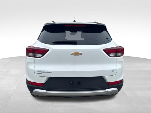 Used 2025 Chevrolet TrailBlazer LT AWD/4WD image 6