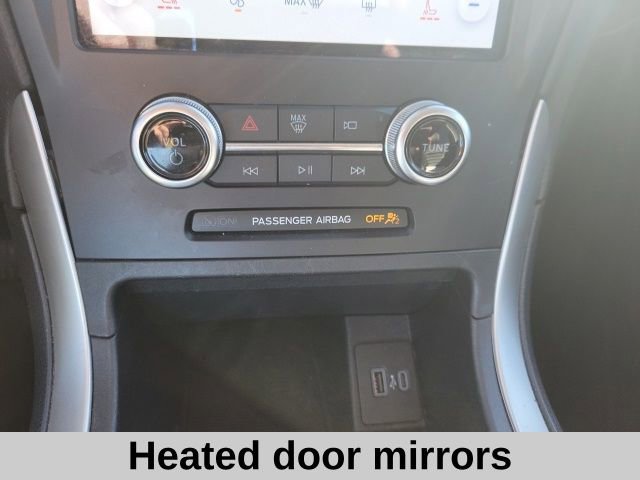 Used 2024 Ford Edge SEL image 7