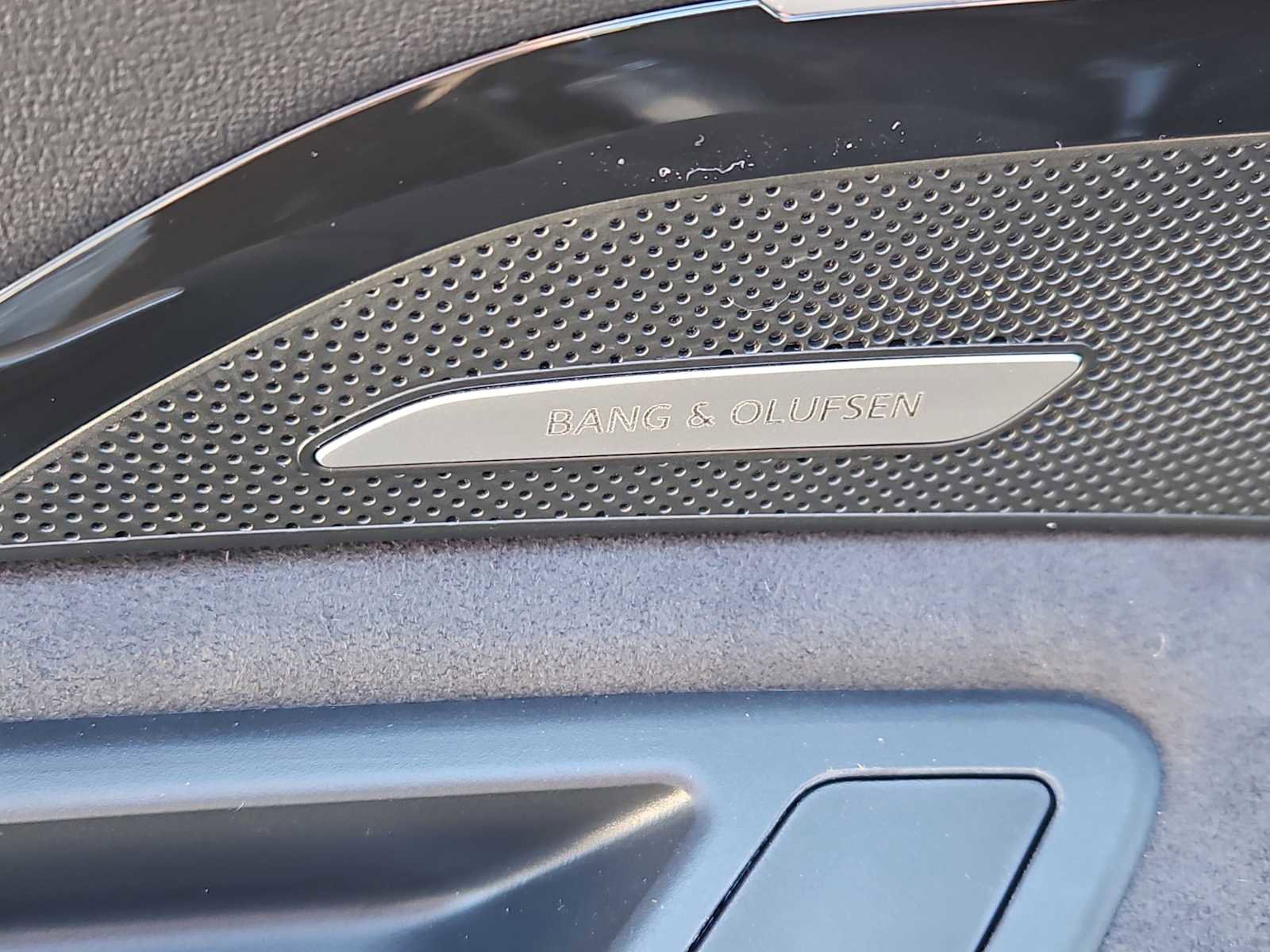 New 2025 Audi SQ5 Premium Plus image 14