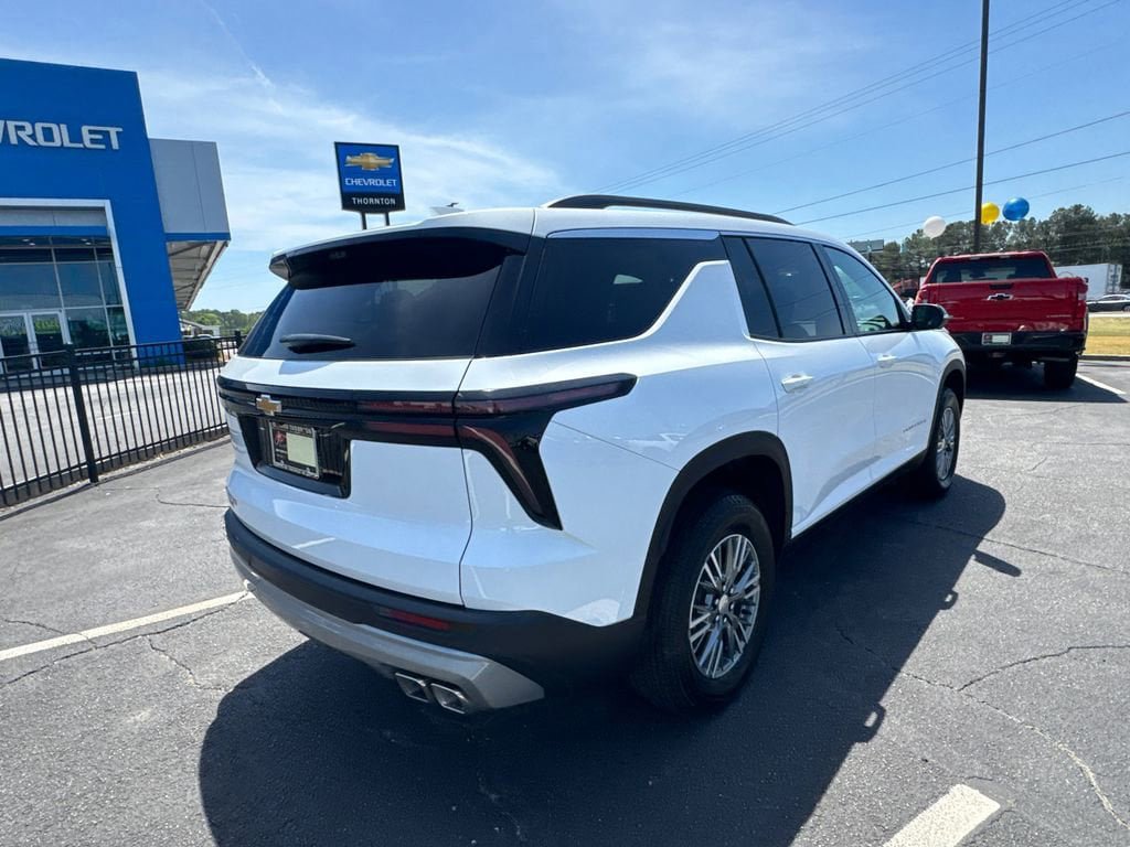 New 2026 Chevrolet Traverse LT w/ Driver Confidence Package FWD image 6