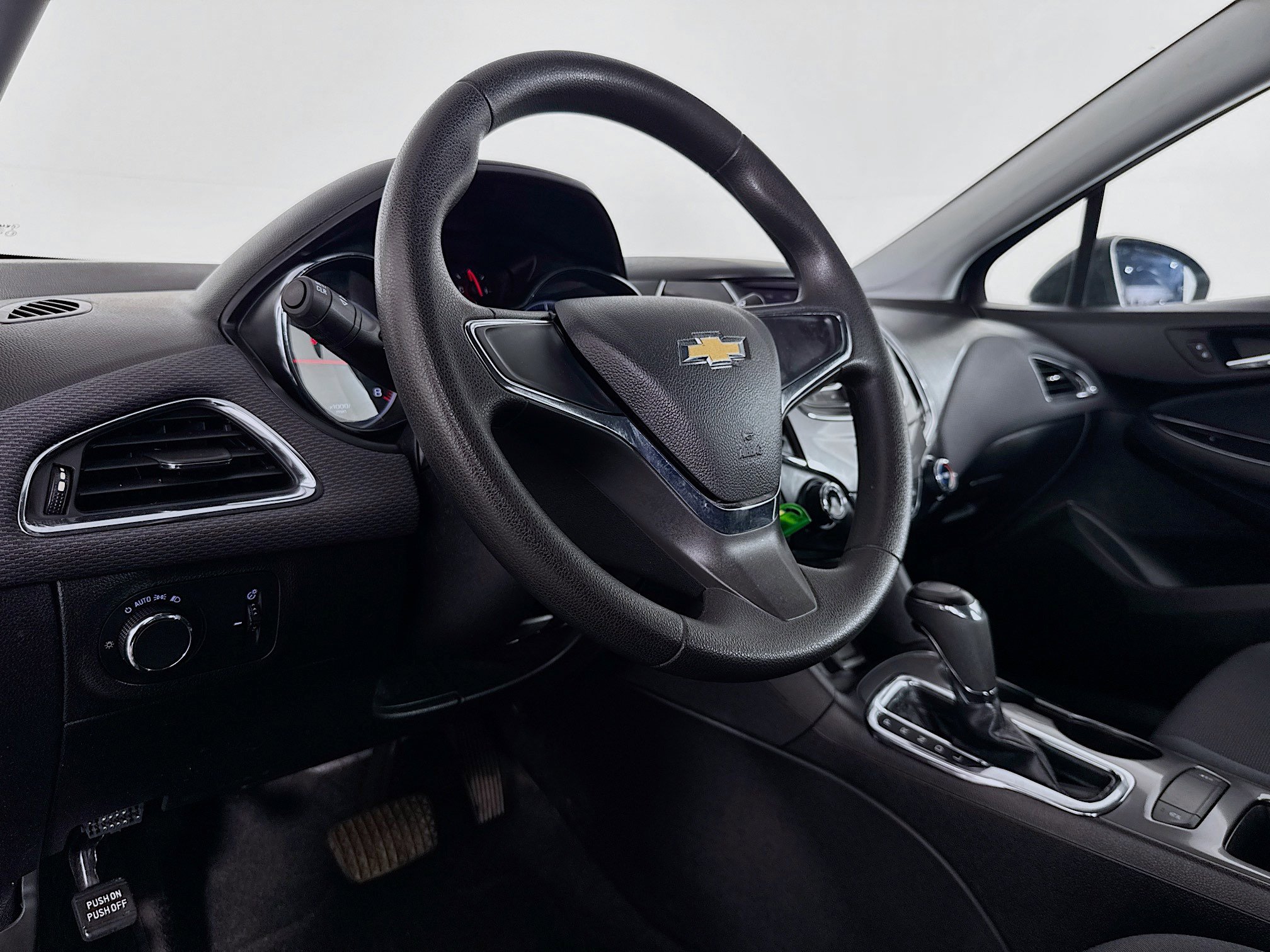 Used 2019 Chevrolet Cruze LS image 19