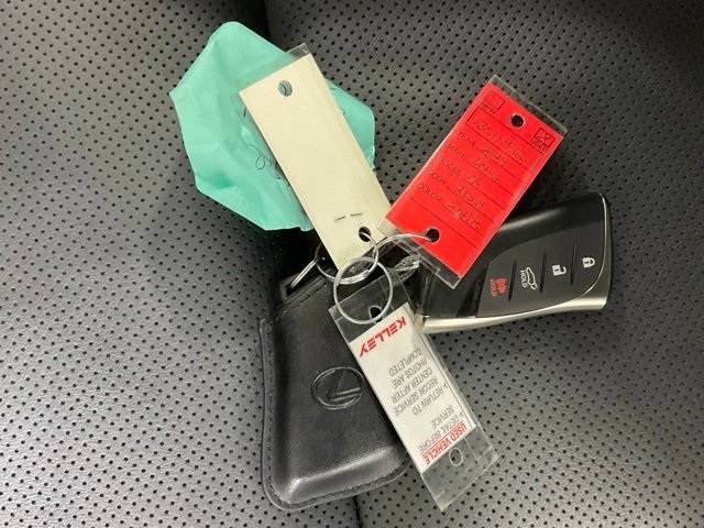 Used 2024 Lexus UX 250h F Sport AWD/4WD image 39