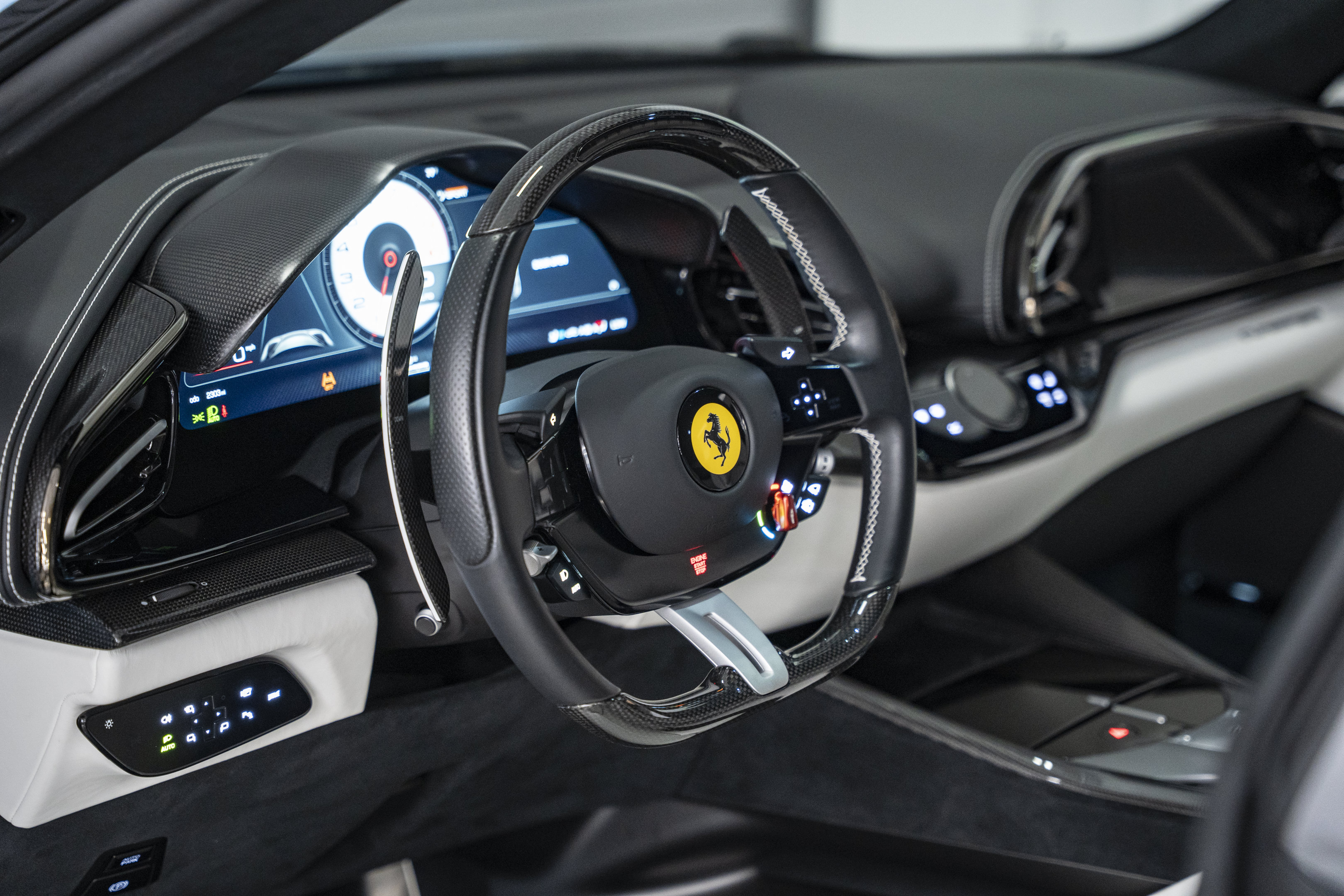 Used 2025 Ferrari Purosangue AWD/4WD image 43