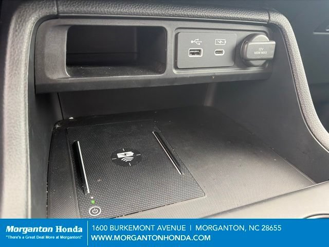 Used 2025 Honda Pilot TrailSport image 23