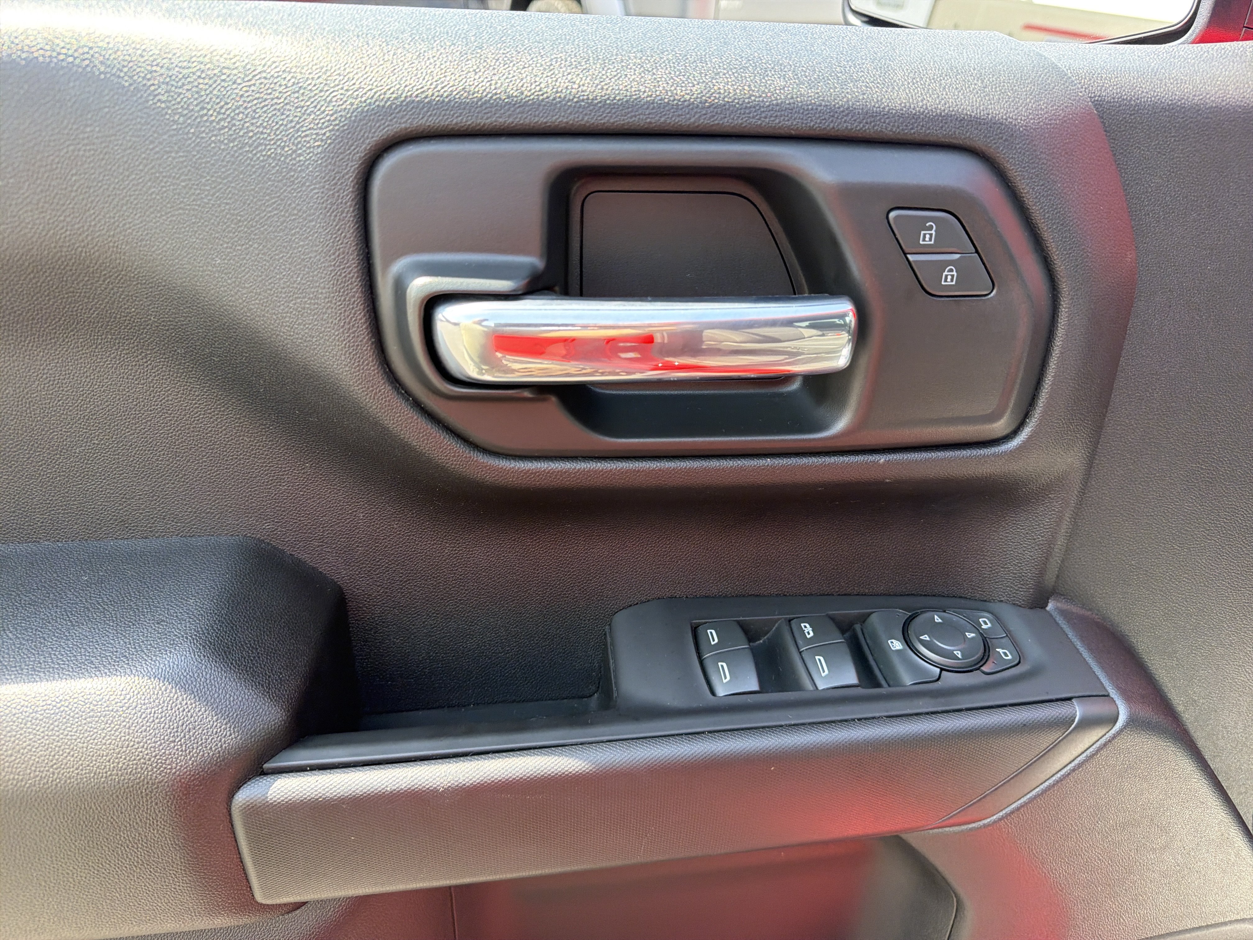 Used 2023 Chevrolet Silverado 1500 Custom AWD/4WD image 16