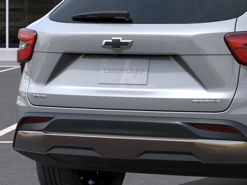 New 2026 Chevrolet Trax ACTIV w/ Sunroof Package FWD image 14