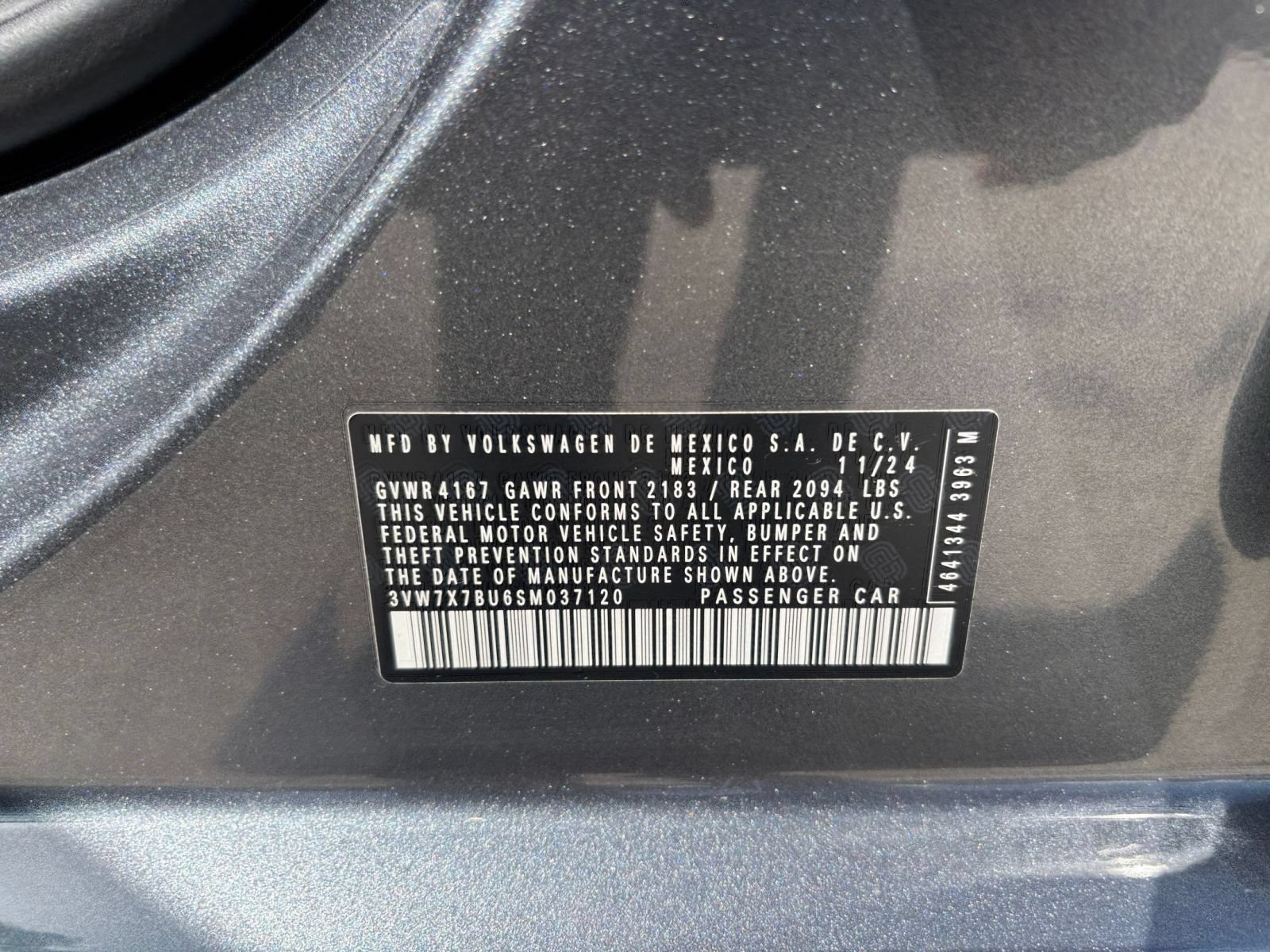 Used 2025 Volkswagen Jetta SE FWD image 30