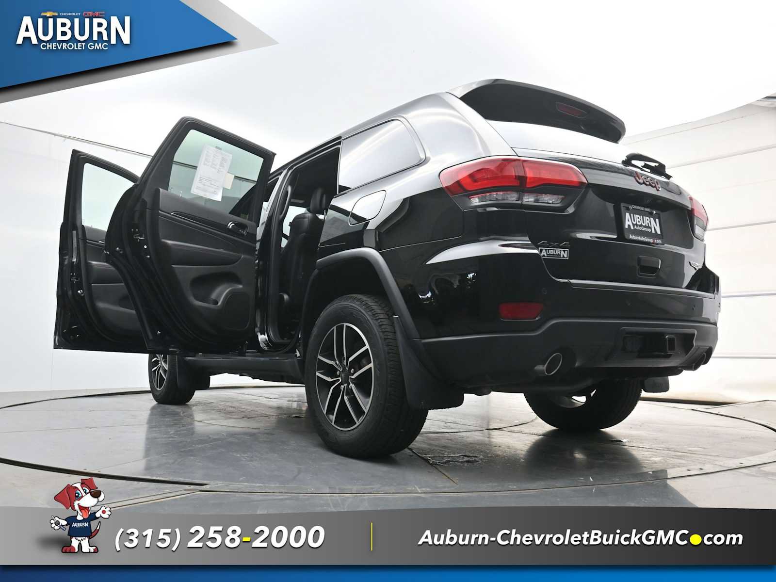 Used 2020 Jeep Grand Cherokee Trailhawk AWD/4WD image 39