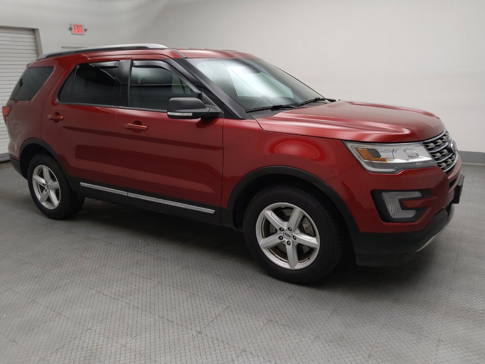 Used 2017 Ford Explorer XLT AWD/4WD image 11
