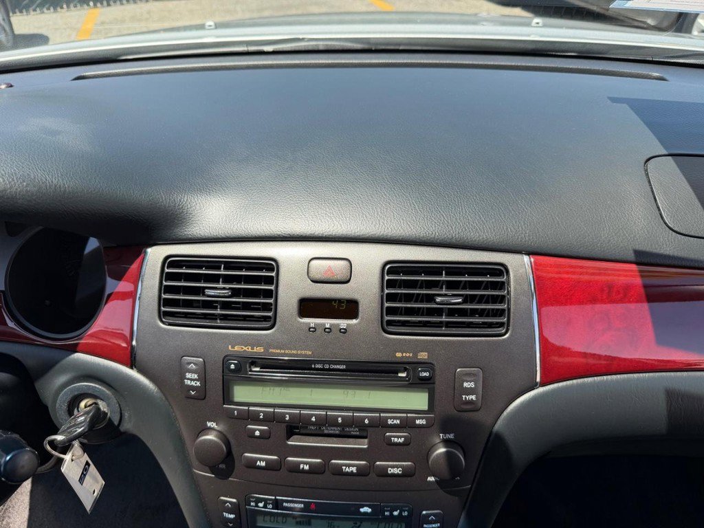 Used 2003 Lexus ES 330 FWD image 47