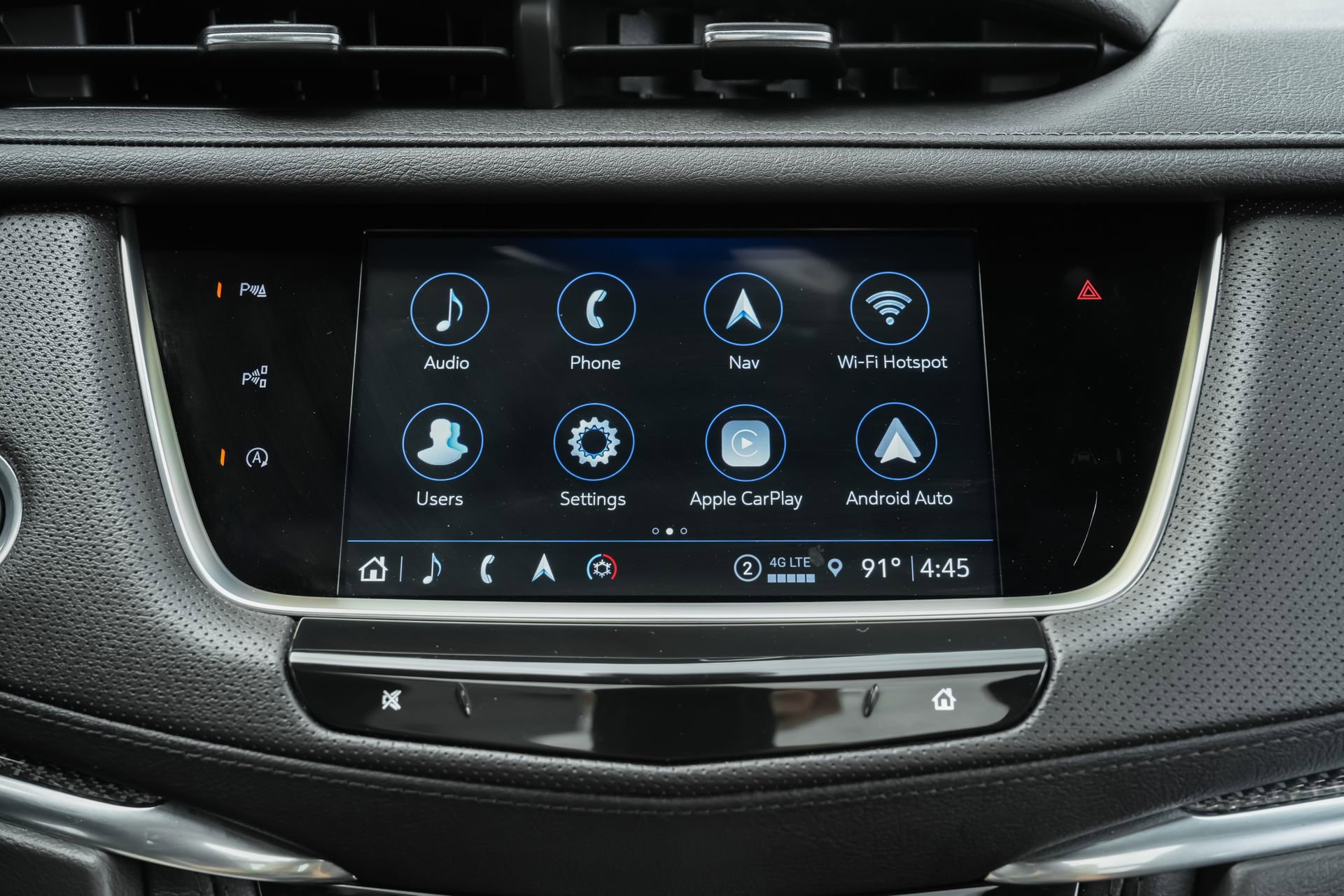 Used 2023 Cadillac XT5 Sportv w/ Technology Package image 12