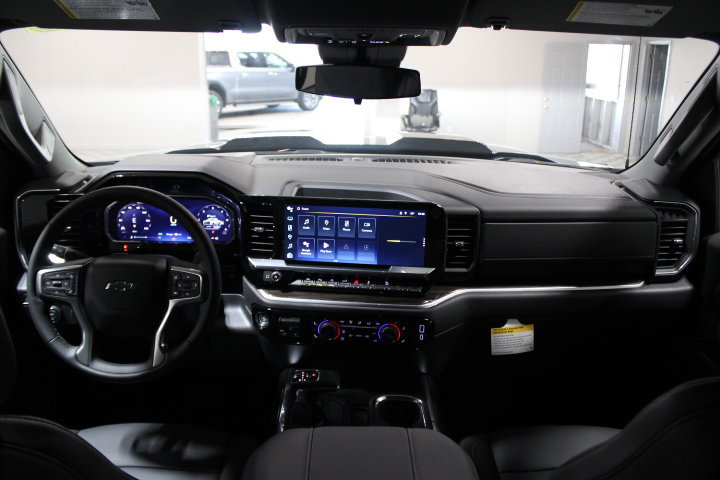 New 2026 Chevrolet Silverado 1500 LT Trail Boss w/ LT Trail Boss Premium Package AWD/4WD image 3