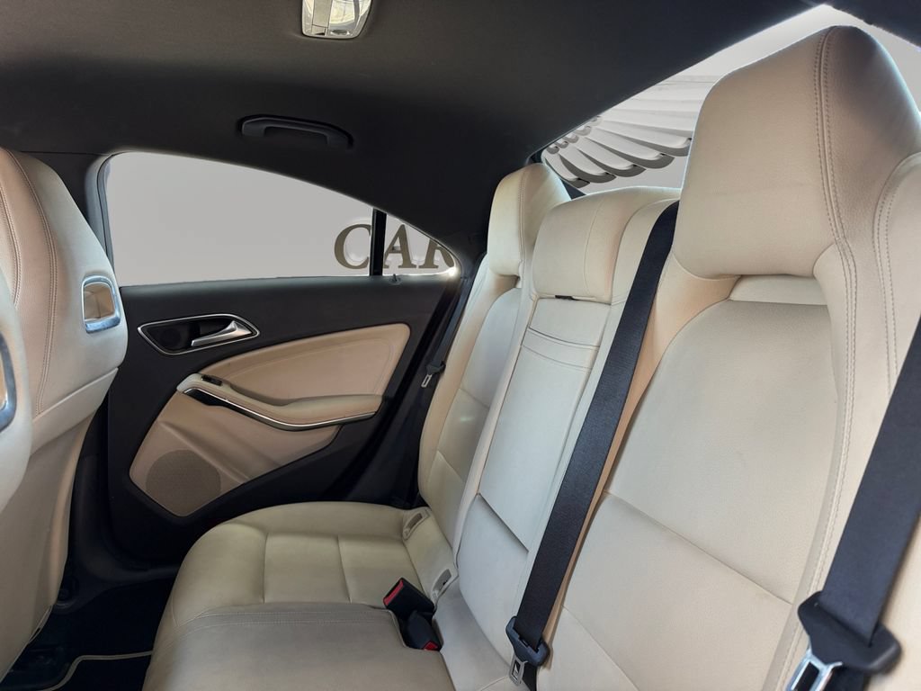 Used 2018 Mercedes-Benz CLA 250 image 13